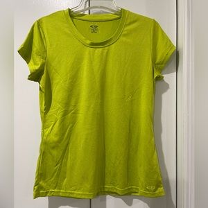 Women’s workout shirt